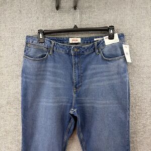 Wrangler True Straight High Rise Denim Jeans Women's Size 18 x 32 (Fits 18x31)